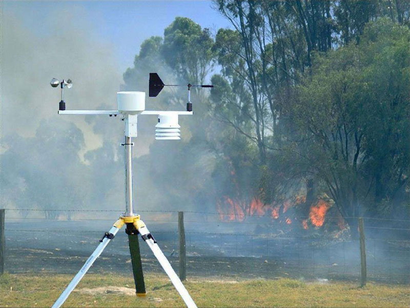 Forest weather stations are composed of those parts and what equipment is mainly available